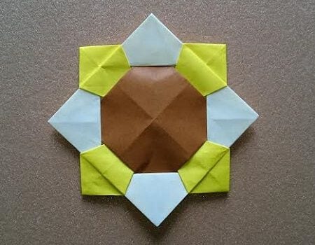 How to Fold an Origami Sunflower (2 Easy Methods)