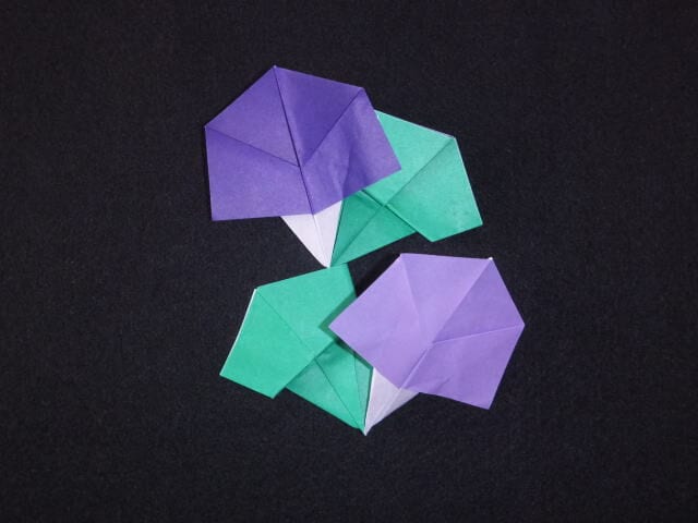 How to Fold an Origami Morning Glory (Flower with Leaves)